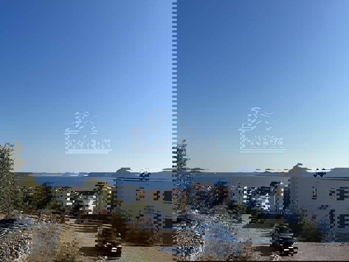 Ekskluzivna vila 1 s panoramskim pogledom na morje in otočje