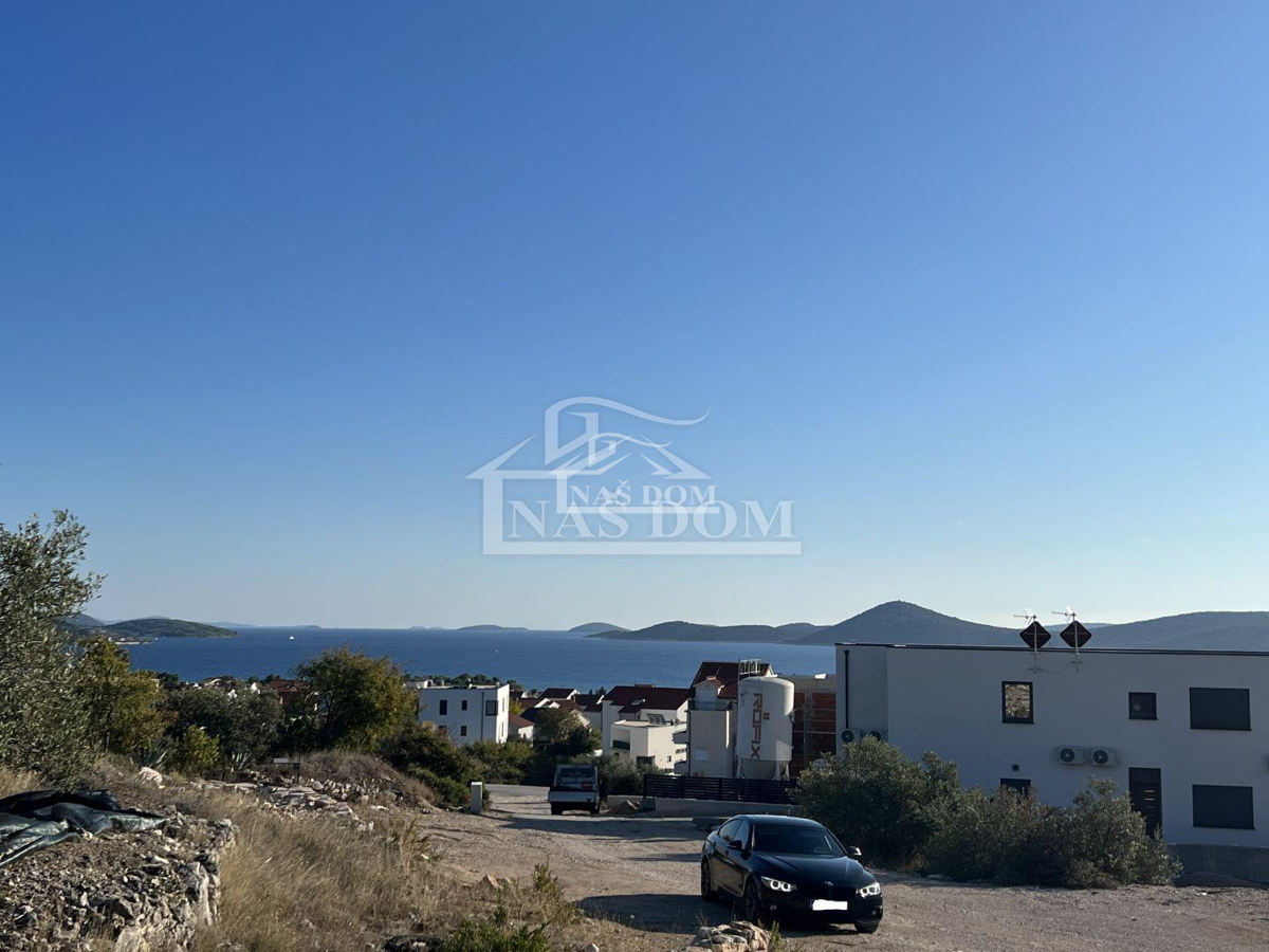 Ekskluzivna vila 1 s panoramskim pogledom na morje in otočje