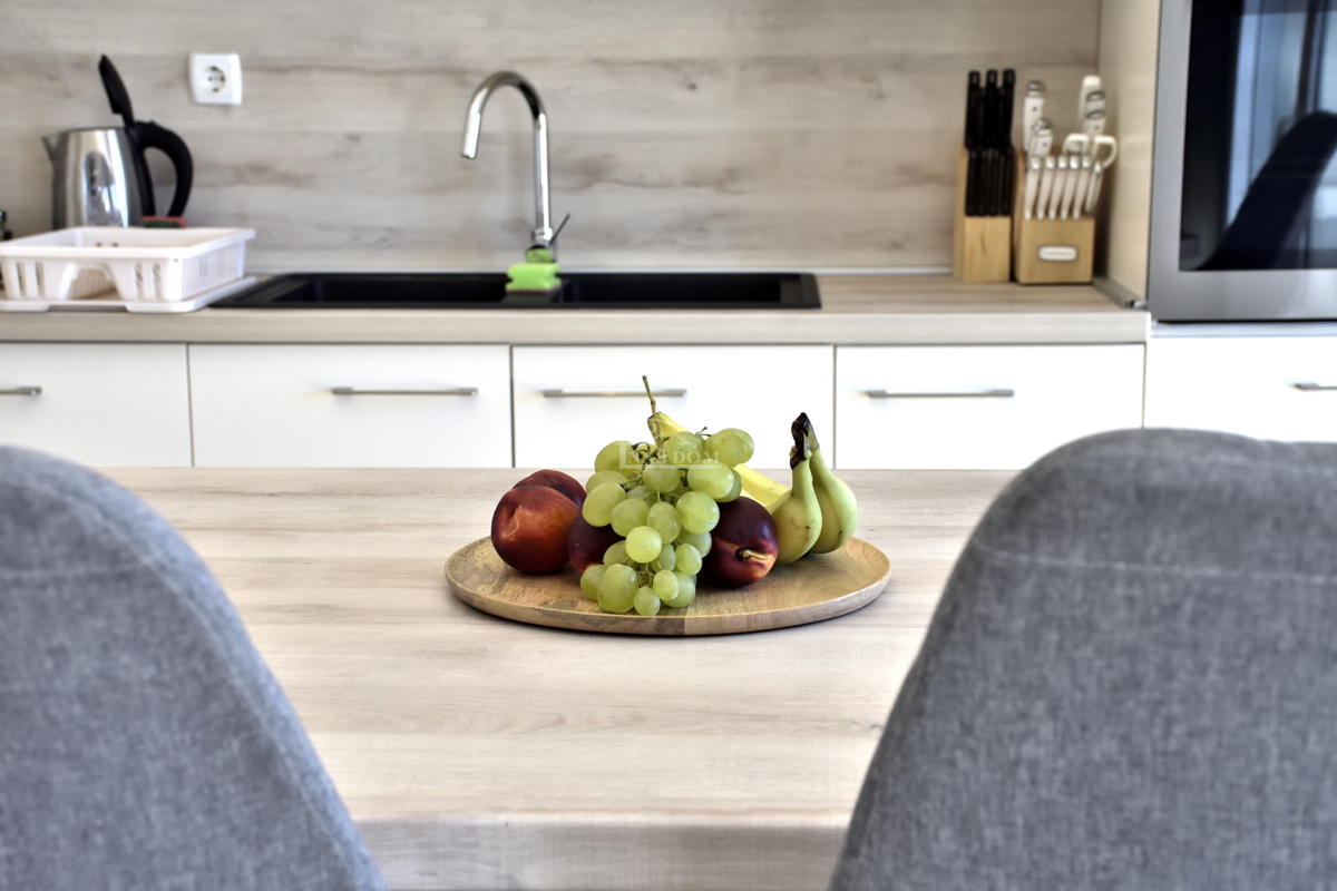 Luksuzni opremljeni penthouse s panoramskim pogledom na morje – Srima, Vodice