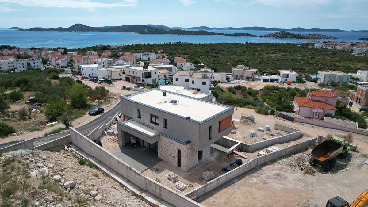 Luksuzna vila "3" s panoramskim pogledom na morje in otočje