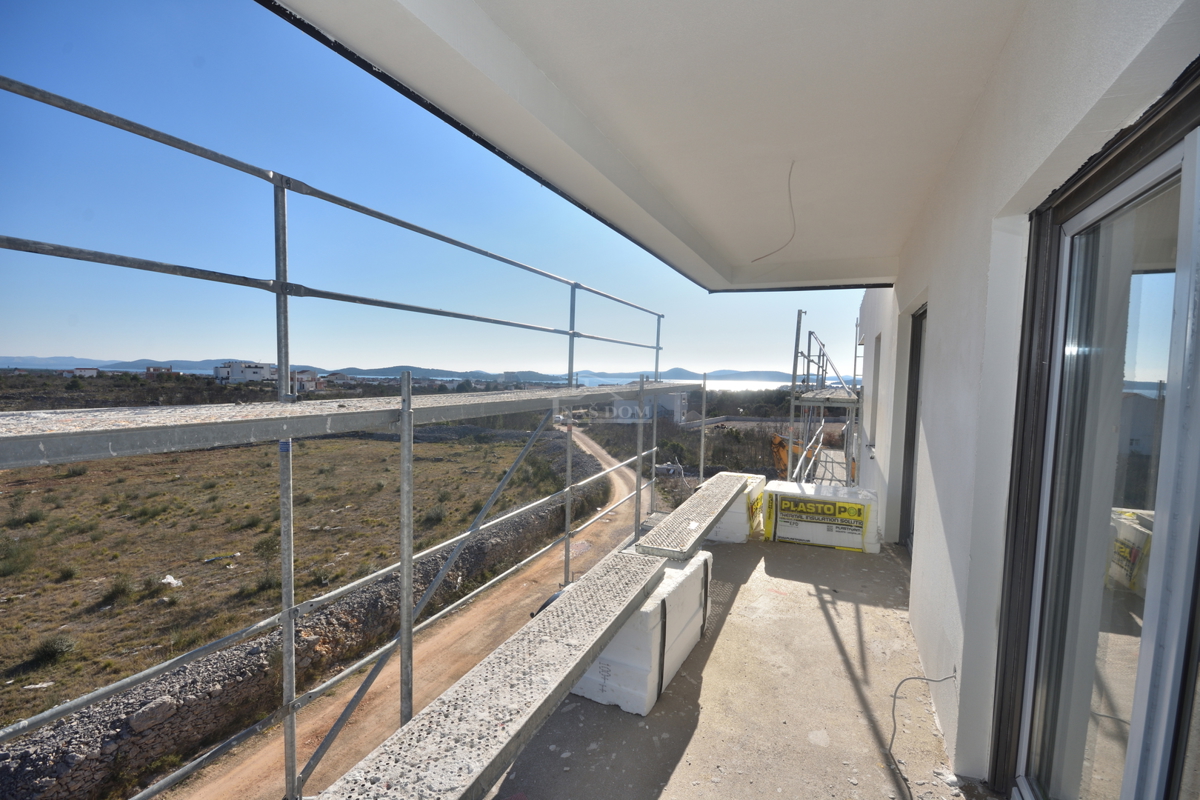 Vodice - Komfortno stanovanje S9 s tremi spalnicami, čudovit razgled na morje - NOVO