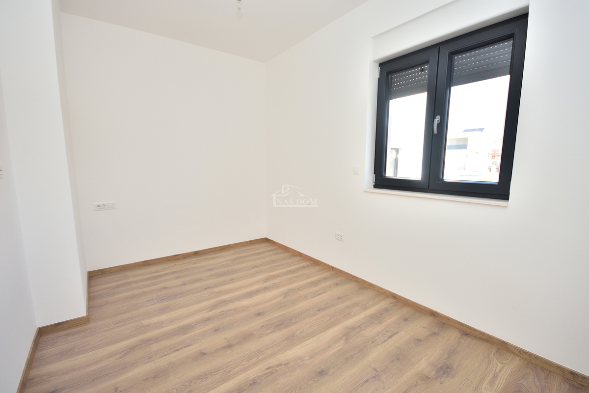 Vodice - s4 dvonadstropno stanovanje z vrtom, 3S+DB, 115,42 m2
