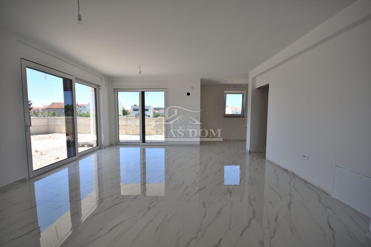 Prodaja, hiša, samostojna, Šibensko-kninska županija, Vodice, Srima