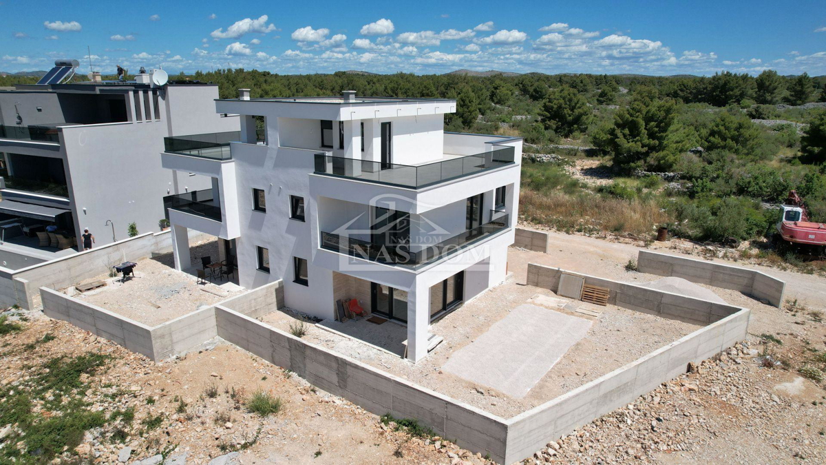 Prodaja, hiša, samostojna, Šibensko-kninska županija, Vodice, Srima