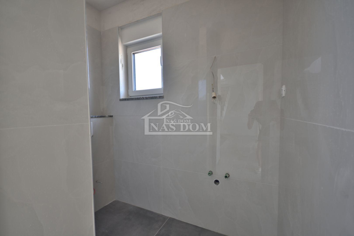 Prodaja, hiša, samostojna, Šibensko-kninska županija, Vodice, Srima