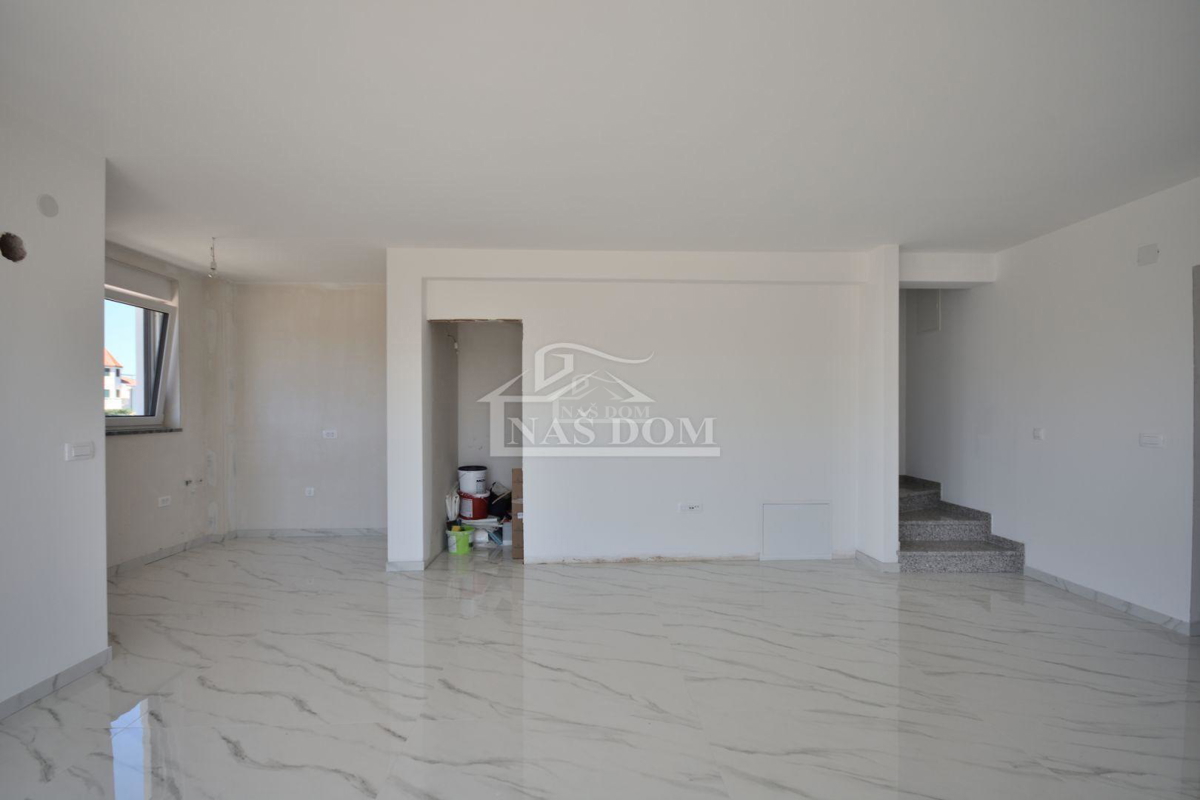 Prodaja, hiša, samostojna, Šibensko-kninska županija, Vodice, Srima