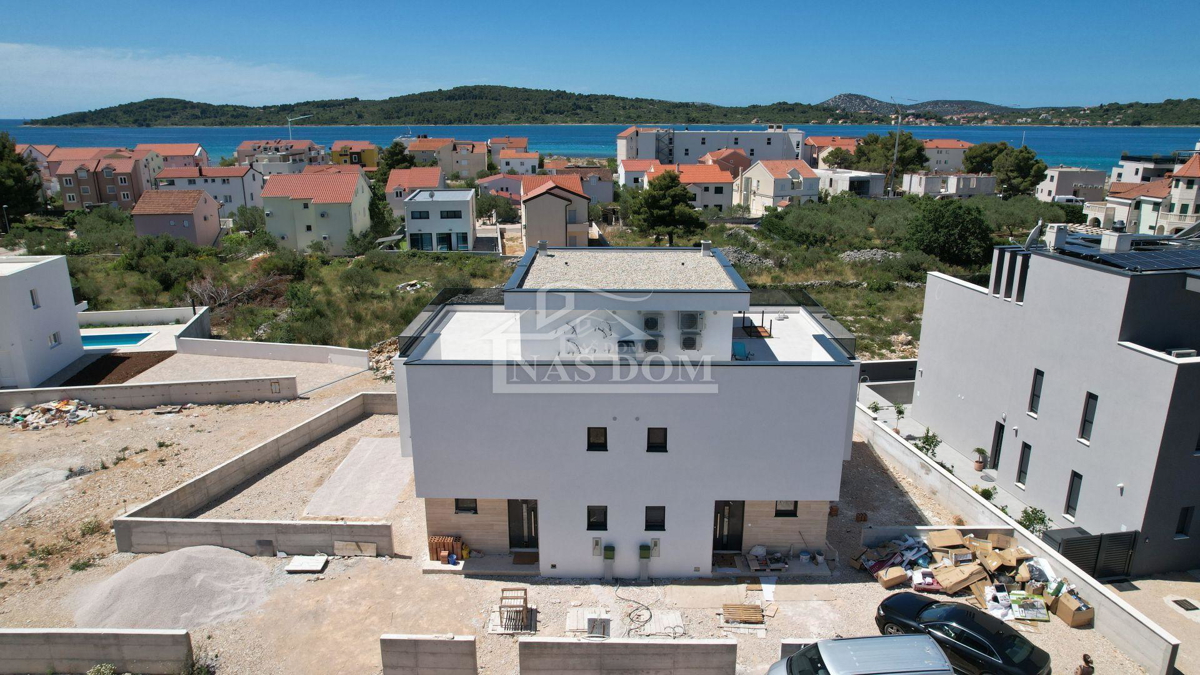 Prodaja, hiša, samostojna, Šibensko-kninska županija, Vodice, Srima