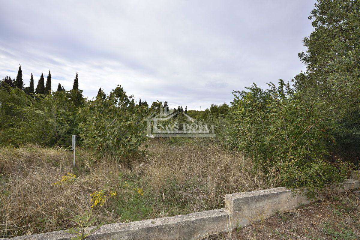 Vodice - Gradbeno zemljišče 1387m2 s pogledom na morje