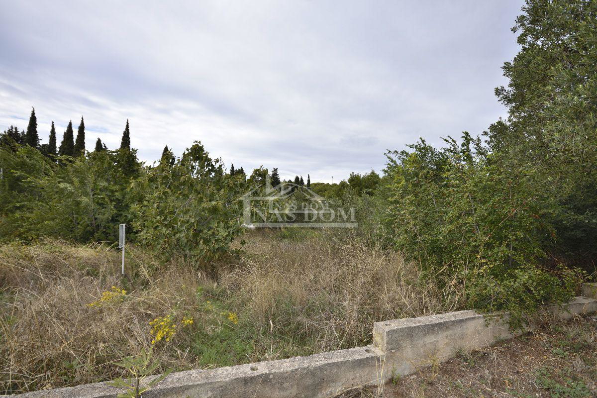 Vodice - Gradbeno zemljišče 1387m2 s pogledom na morje