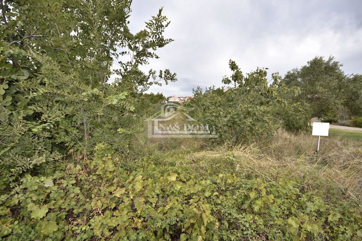 Vodice - Gradbeno zemljišče 1387m2 s pogledom na morje
