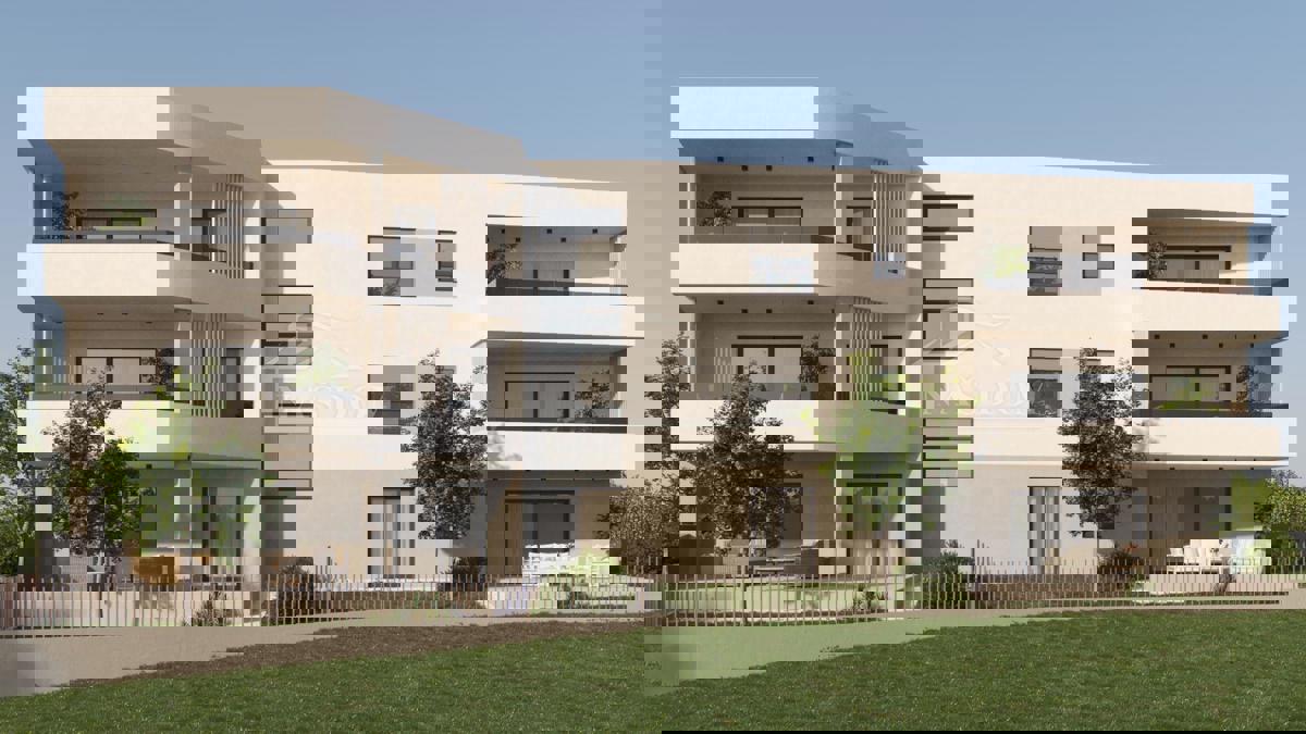 Vodice - Stan S6 na drugem nadstropju, panoramski pogled na morje