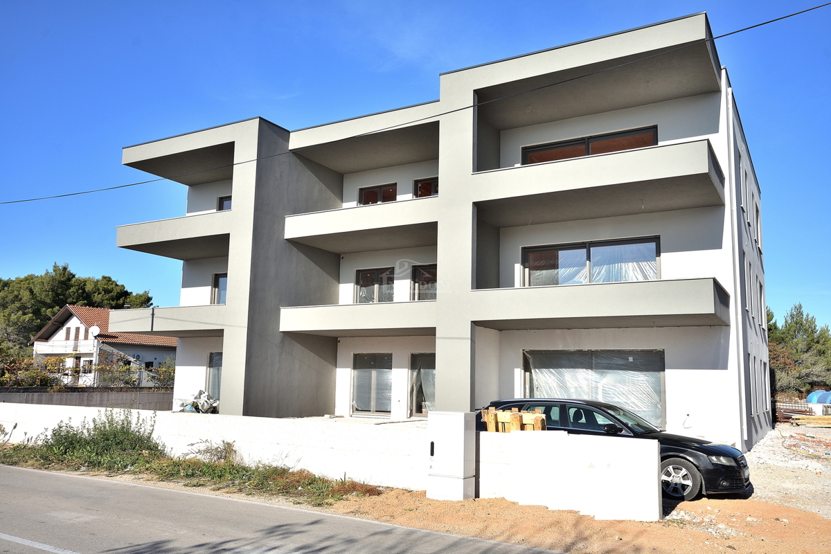 Vodice, Srima - *NOVOGRADNJA* A - S5 stanovanje z razgledom na morje, 300 m od plaže