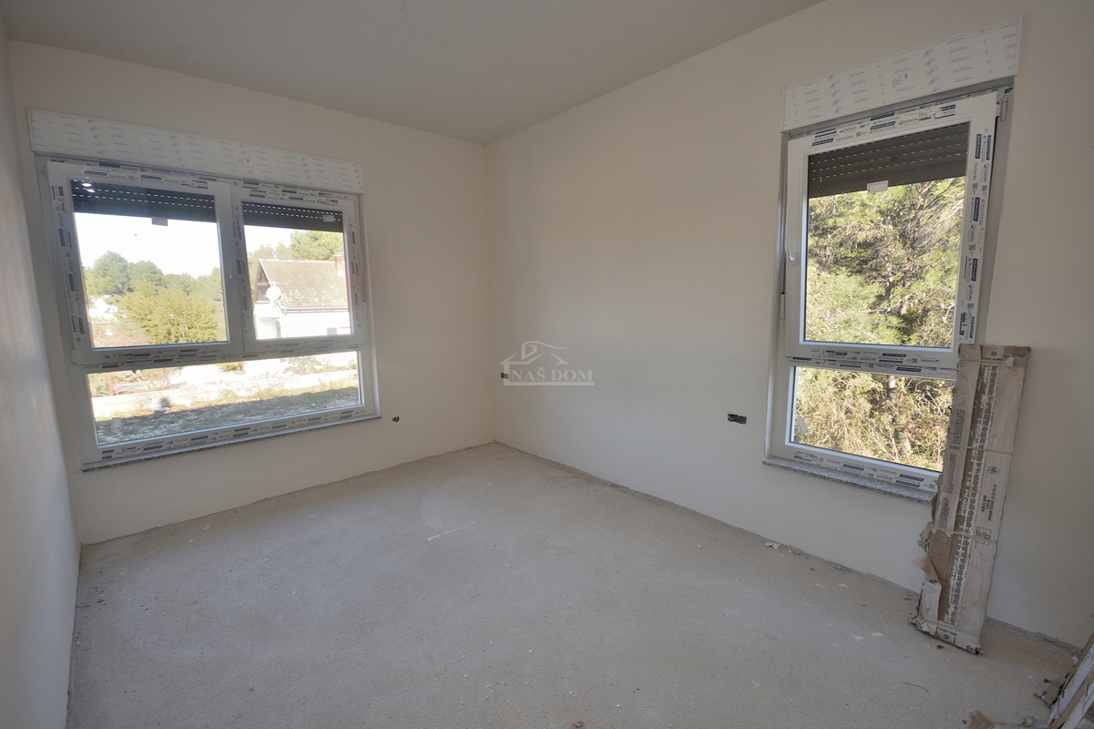 Vodice, Srima - NOVOGRADNJA A -S5 stanovanje z razgledom na morje, 300 m od plaže