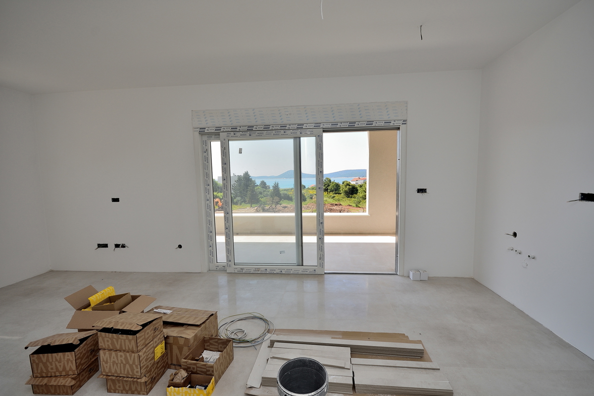 Vodice - *NOVA GRADNJA* Stanovanje S4, 1. nadstropje, 300 m od plaže