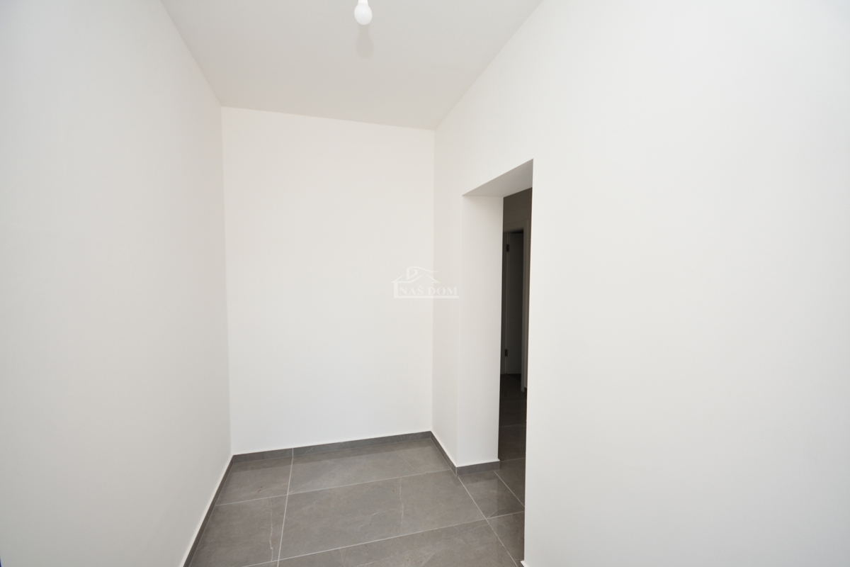 Tribunj, Sovlje - Stanovanje S4 v prvem nadstropju