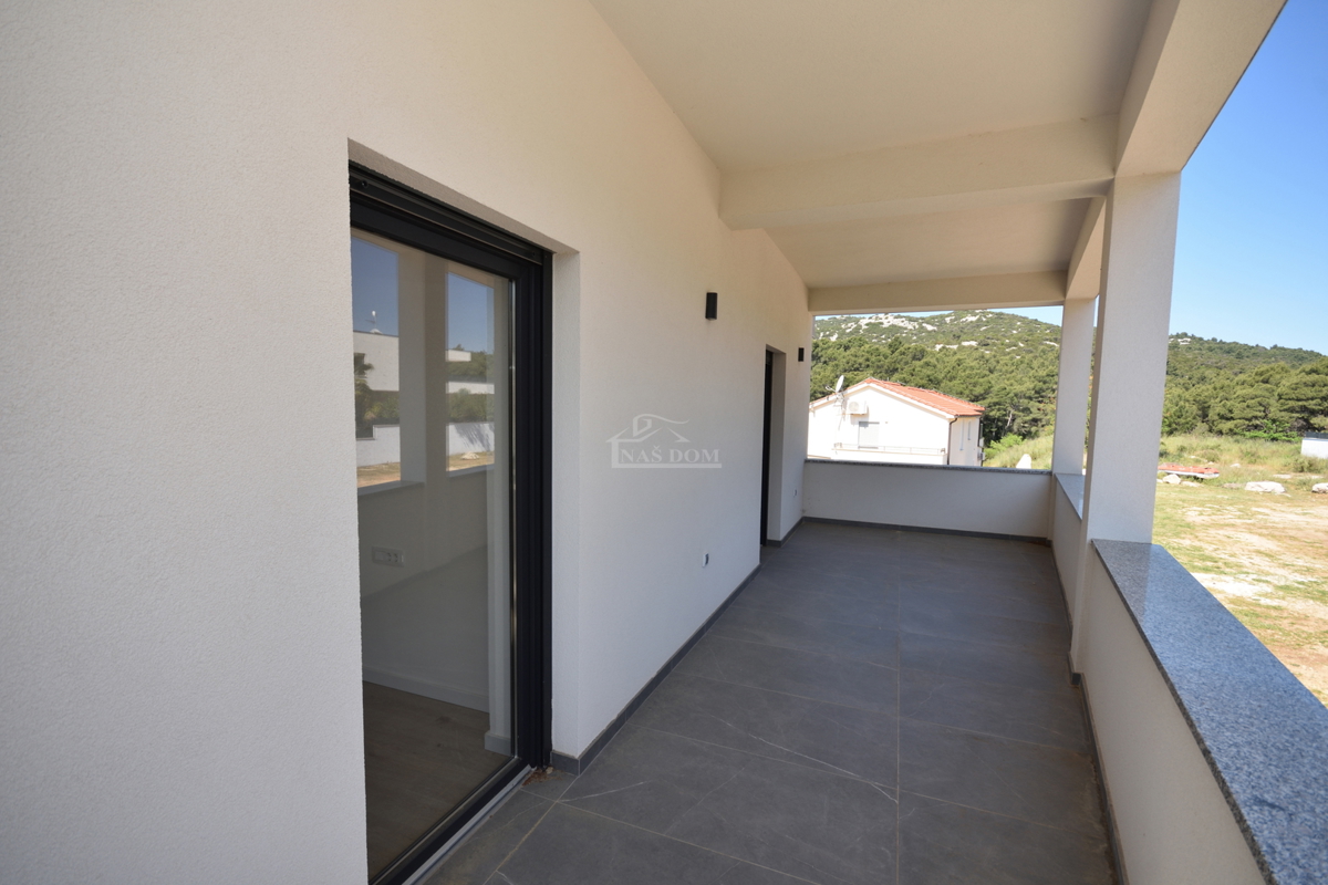 Tribunj, Sovlje - Stanovanje S4 v prvem nadstropju