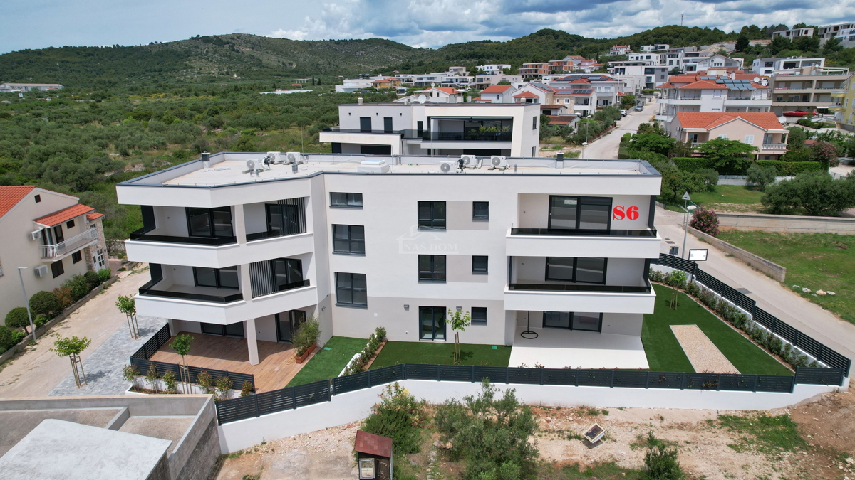 Vodice - Stanovanje S6 v drugem nadstropju, panoramski pogled na morje