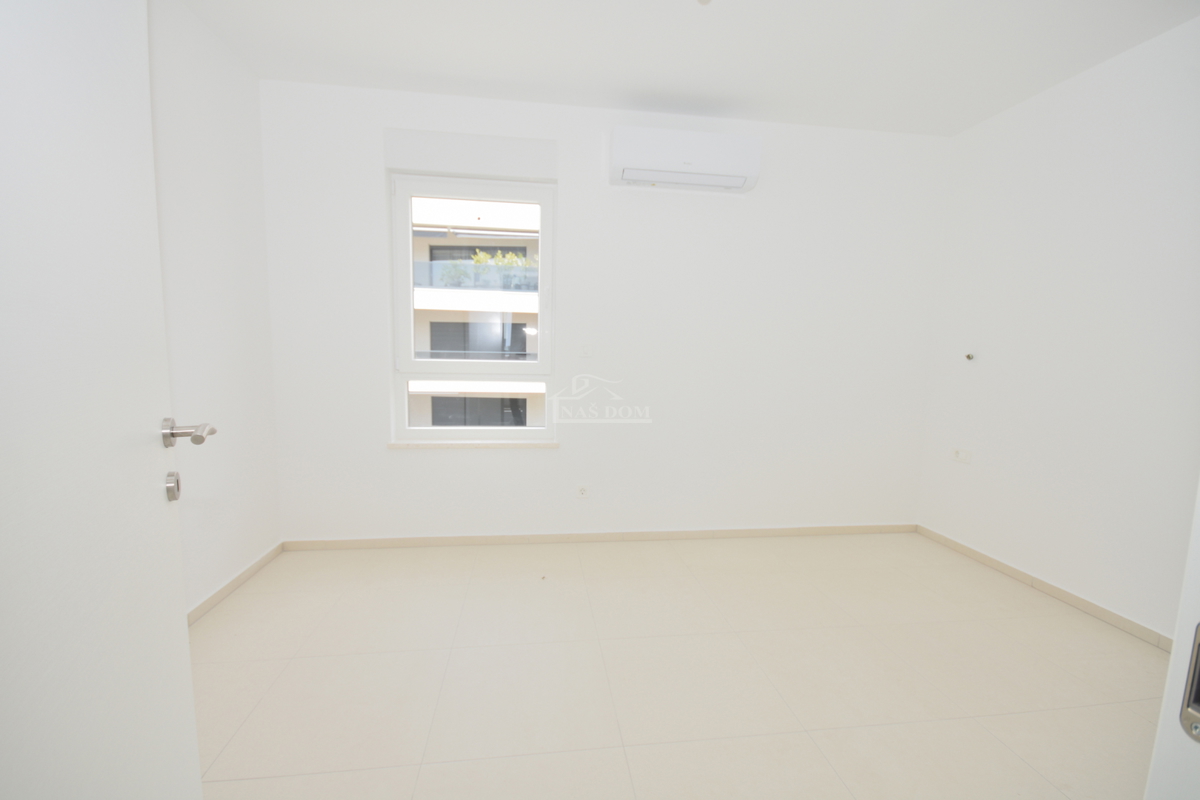 Vodice - Stanovanje S6 v drugem nadstropju, panoramski pogled na morje