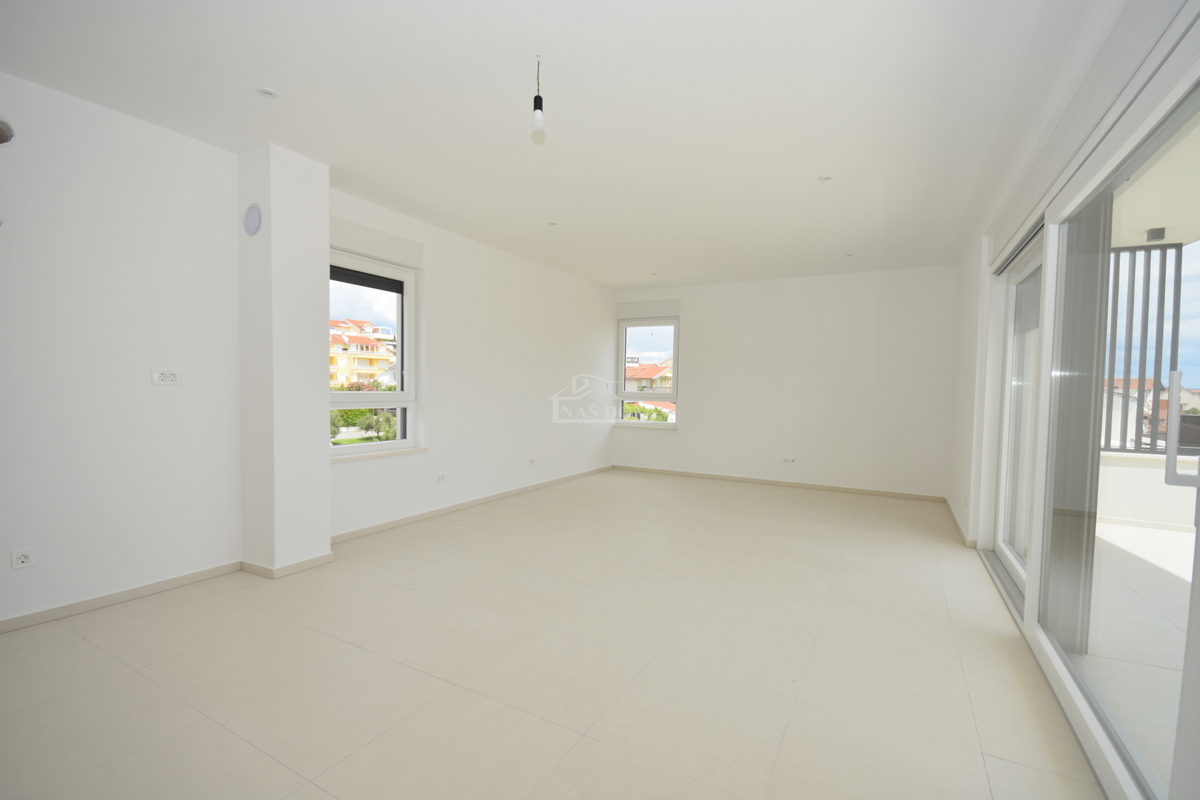 Vodice - Stanovanje S6 v drugem nadstropju, panoramski pogled na morje