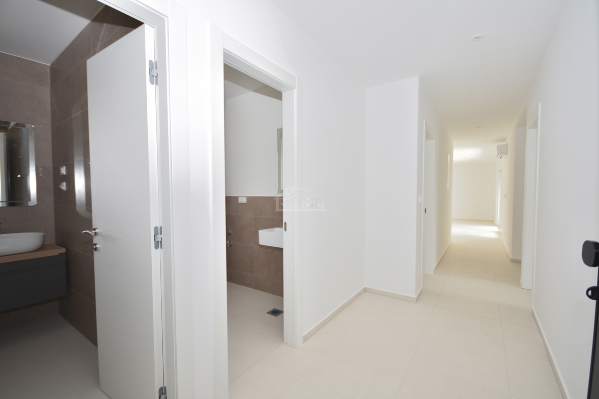 Vodice - Stanovanje S6 v drugem nadstropju, panoramski pogled na morje