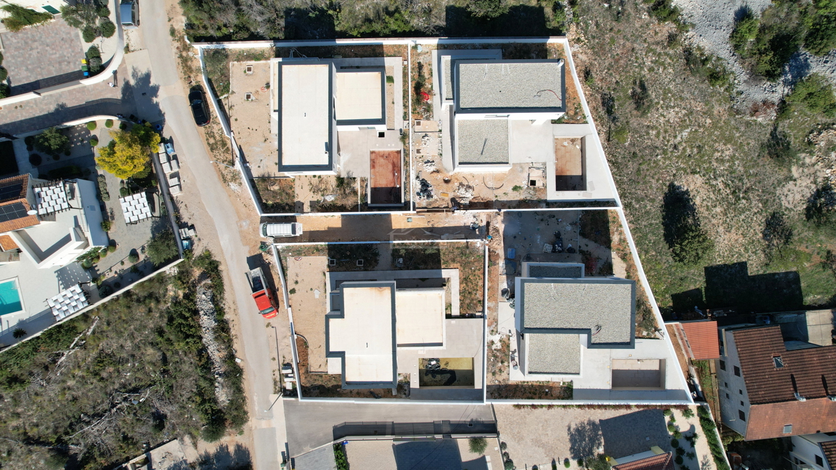 Zaton - NOVOGRADNJA kompleks štirih sodobnih luksuznih vil z bazeni