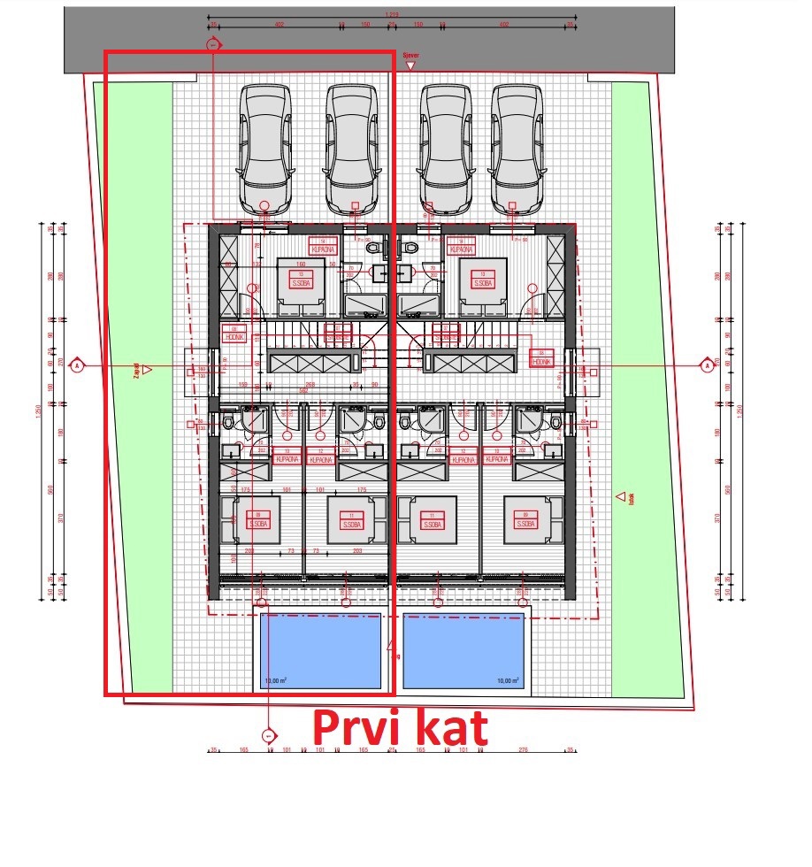 Vodice - dvojna hiša s bazenom, 550 m do centra