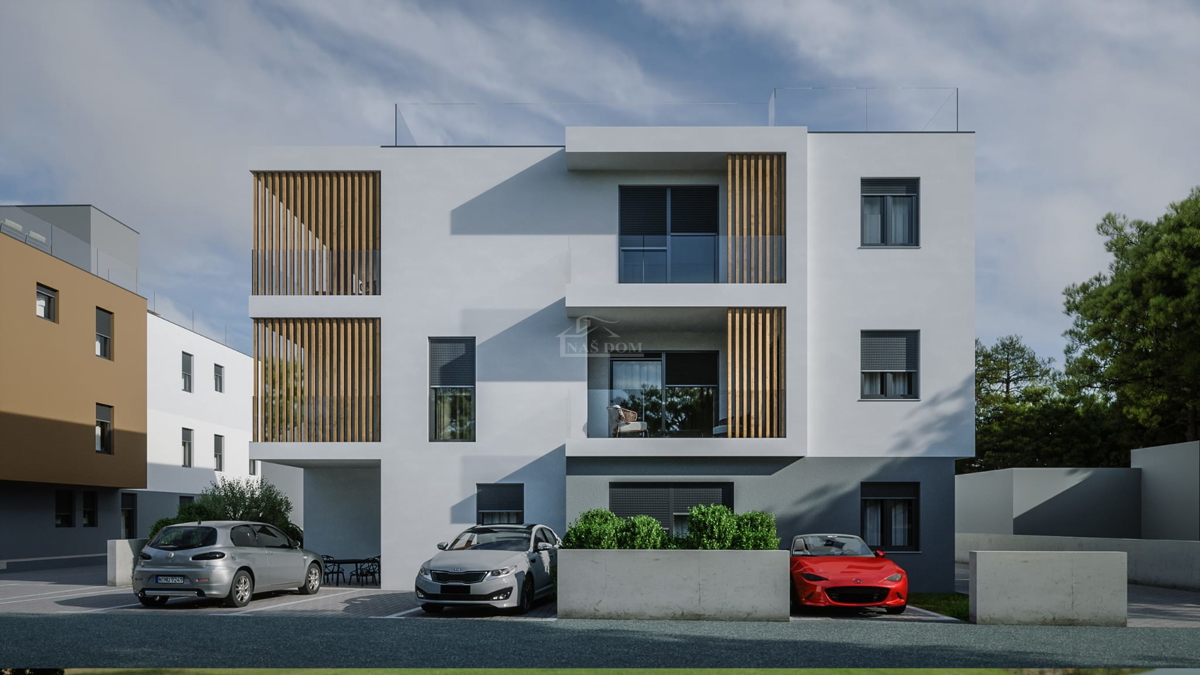 Vodice - N2, Apartma A2 v pritličju z vrtom, 800 m od plaže