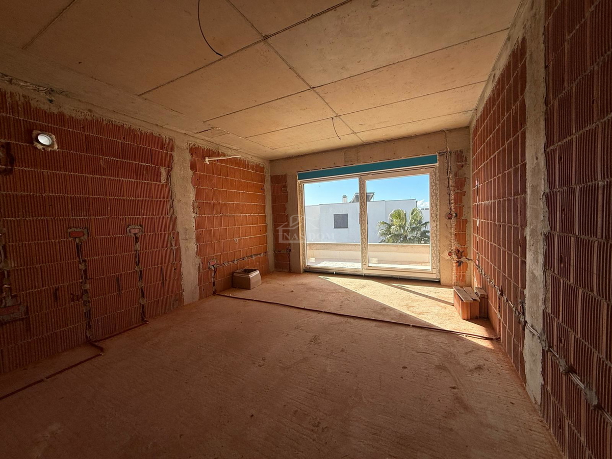 Vodice - NOVOGRADNJA - S2 stanovanje v pritličju z vrtom