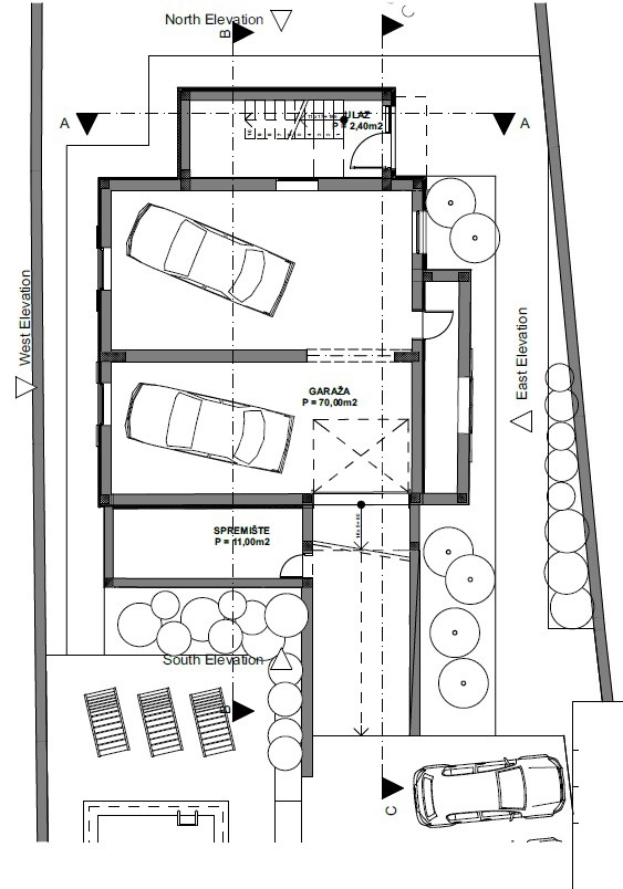 VODICE – GRADBENO ZEMLJIŠČE 583 m², 150 m OD PLAŽE, ZAČETO GRADBENJE