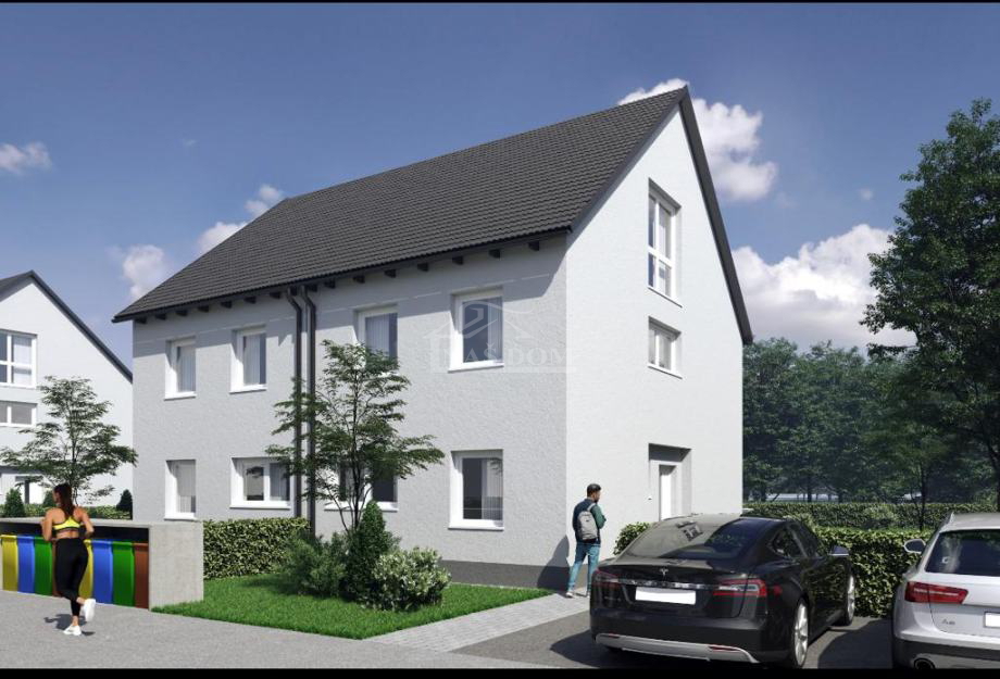 Kutina - dvojna hiša z vrtom