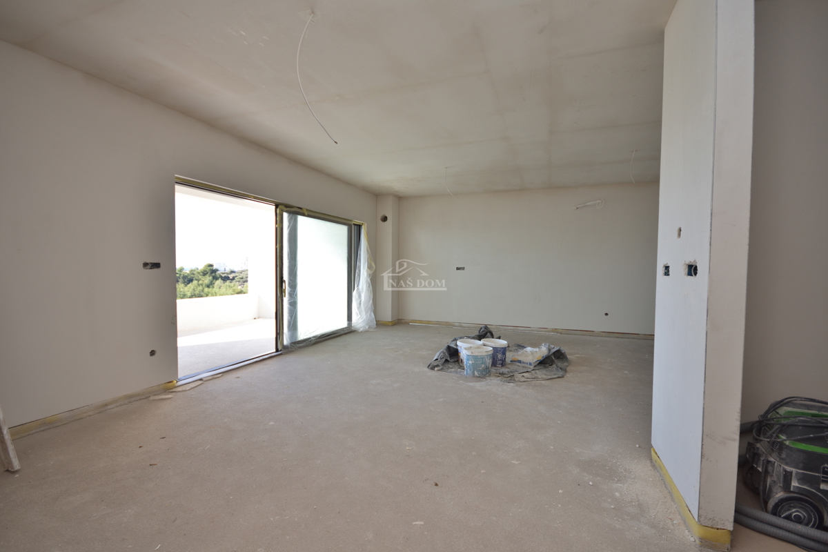 Vodice - Luksuzno stanovanje S9 z dvema spalnicama, dvigalo, pogled na morje, drugo nadstropje