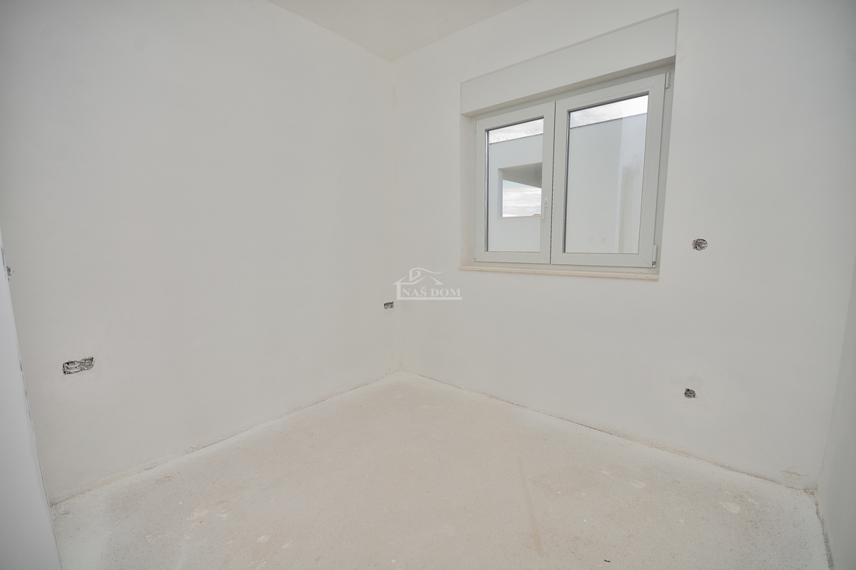 Vodice - S4 dvonadstropno stanovanje z razgledom na morje