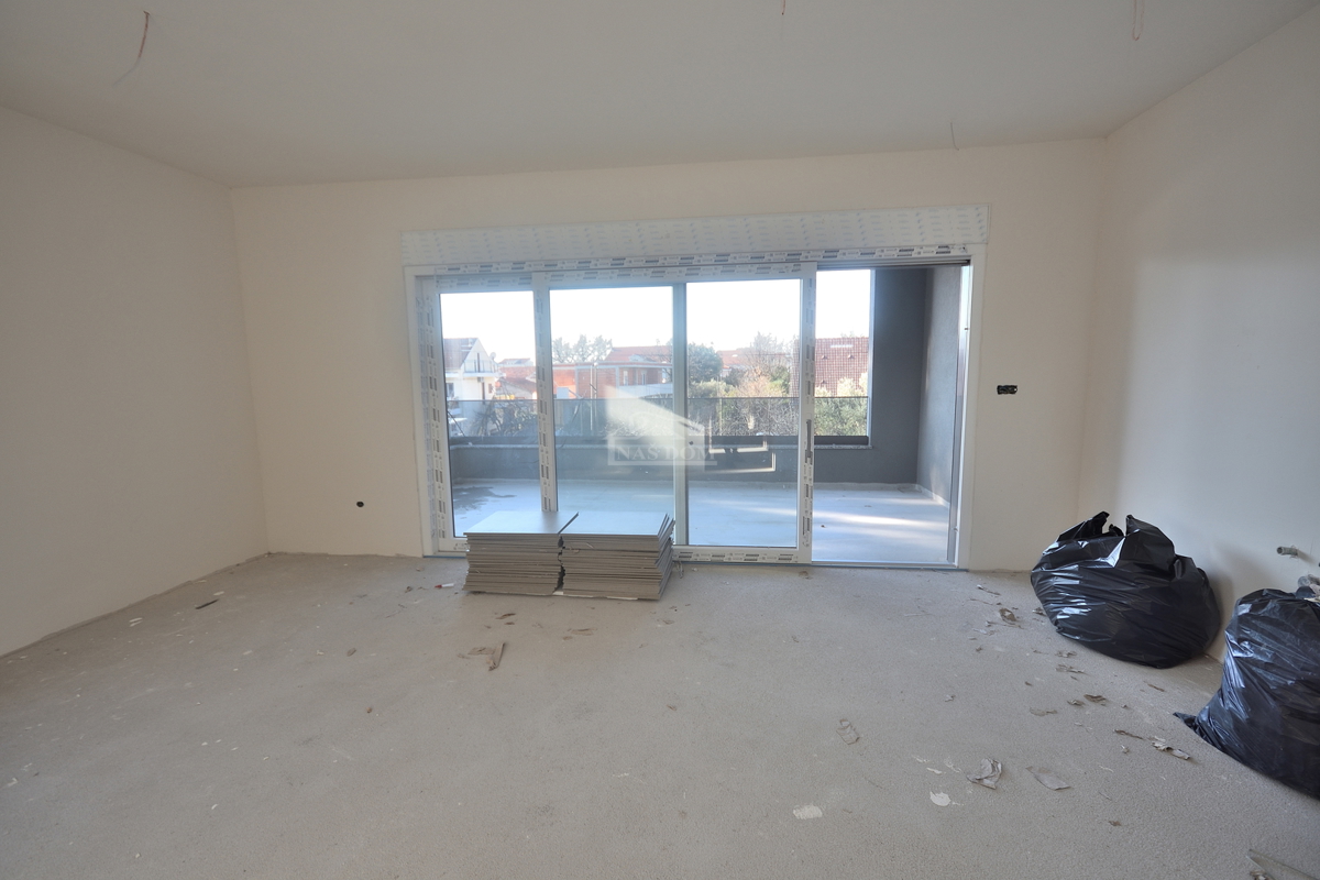 Vodice, Srima - A-S3 stanovanje 3S+DB, 300 m od plaže