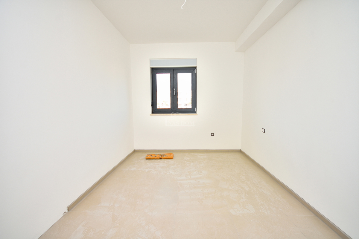 Vodice-*NOVOGRADNJA* S2 dvojna kuća 550m od plaže