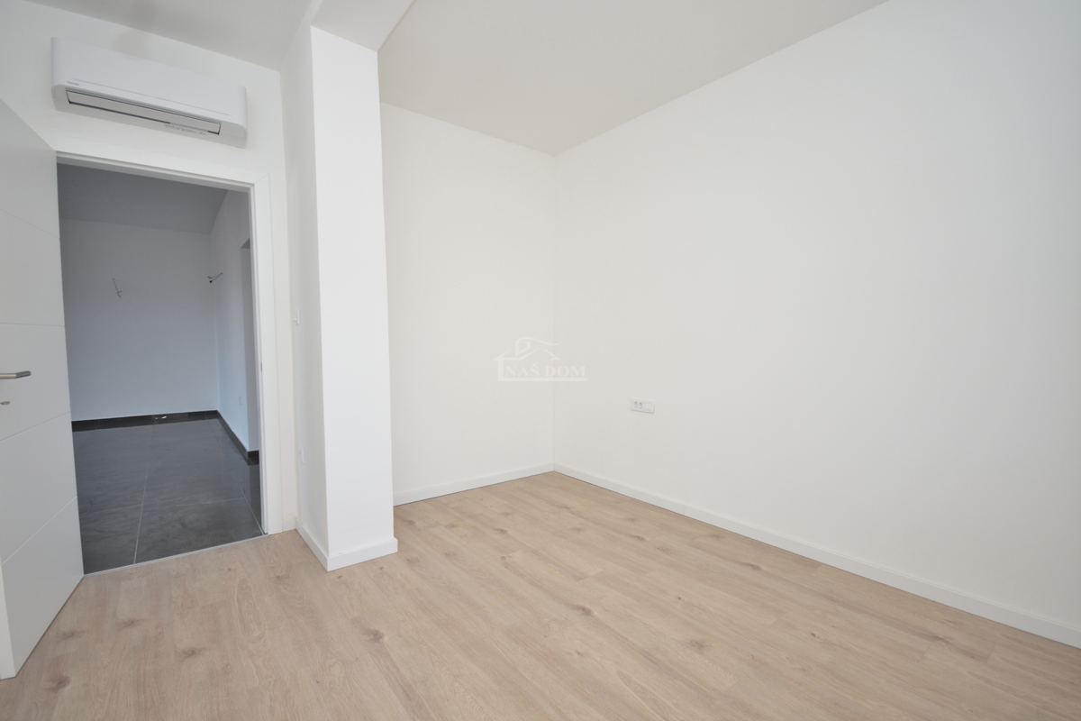 Tribunj, Sovlje - Luksuzno stanovanje S3, le 50 m od morja