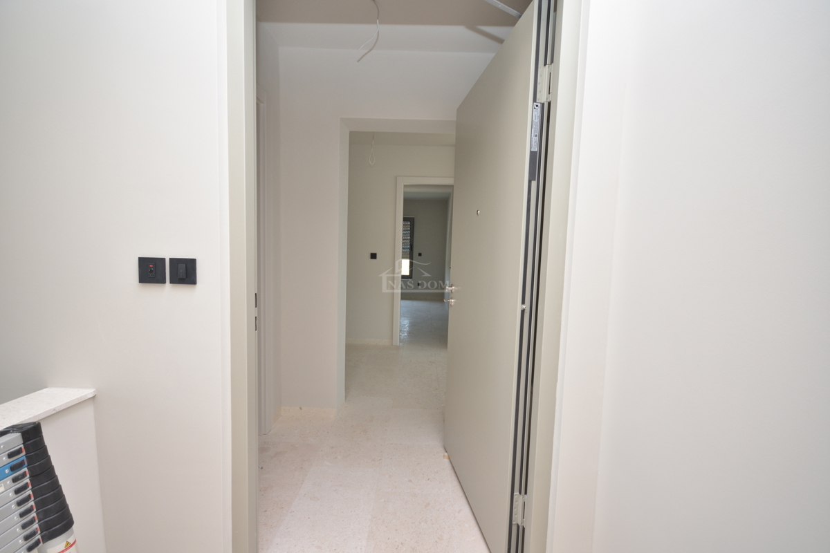 Tribunj - Stanovanje S6 z odprtim pogledom na morje, 400 m od plaže