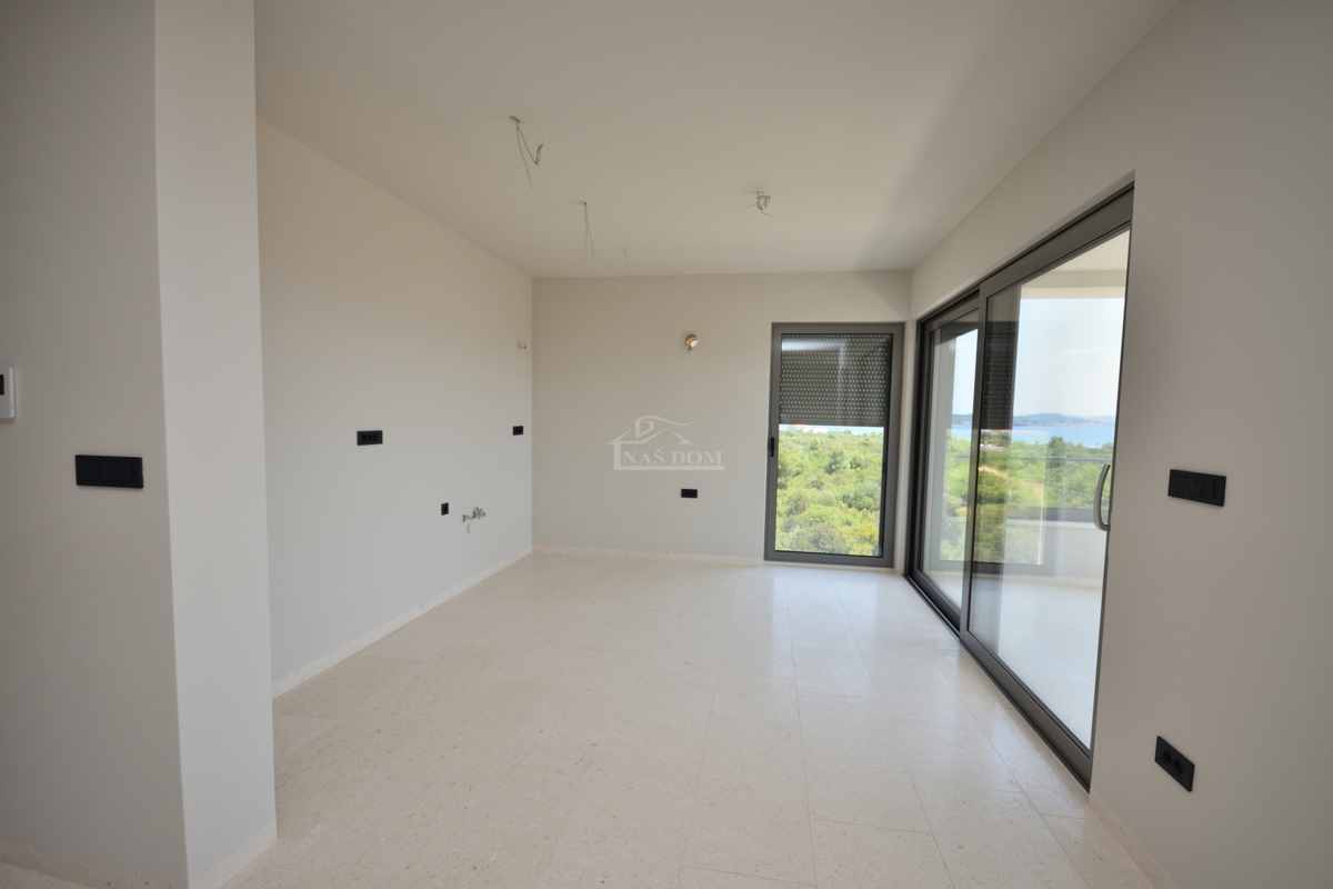 Tribunj - Stanovanje S6 z odprtim pogledom na morje, 400 m od plaže