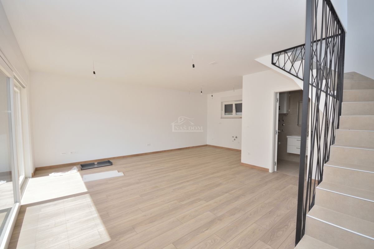 Vodice - Luksuzna hiša S1 le 150 m od plaže