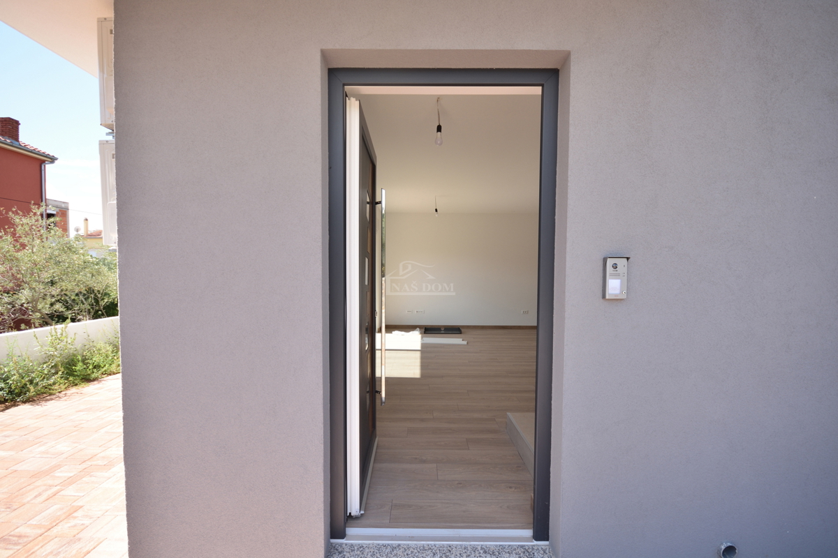 Vodice - Luksuzna hiša S1 le 150 m od plaže