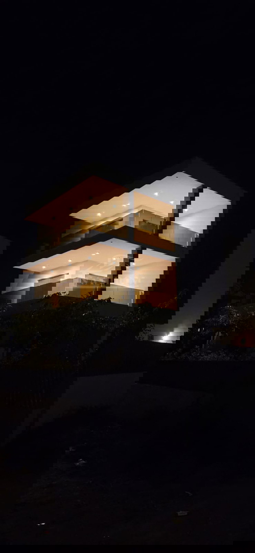 Vodice - Luksuzno stanovanje S3 s panoramskim pogledom na morje, 300 m od plaže