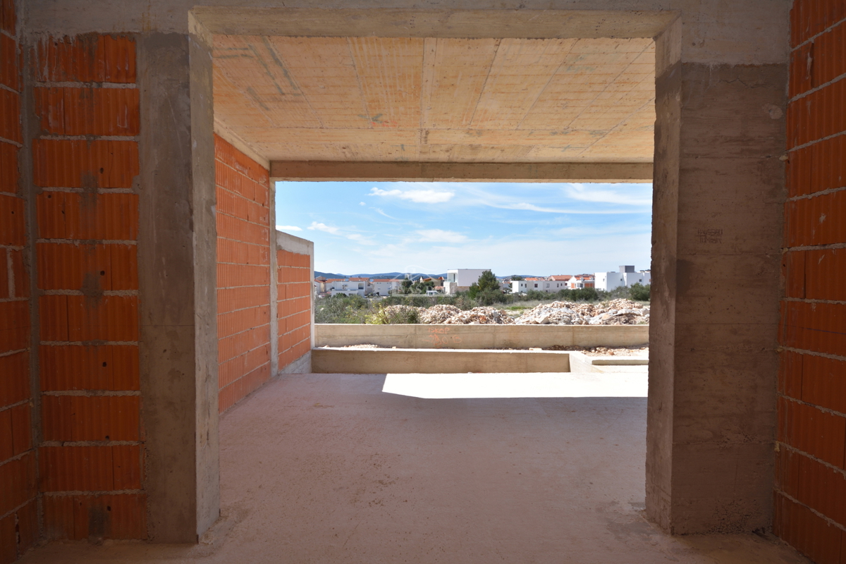 Vodice - Luksuzno stanovanje S1 z vrtom na mirni lokaciji, novogradnja