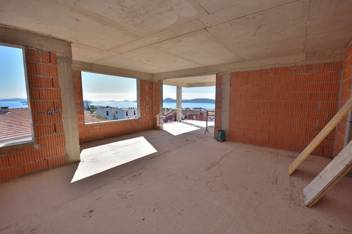 Vodice - NOVOGRADNJA stanovanja z razgledom na morje