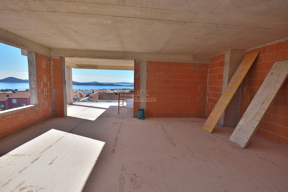 Vodice - NOVOGRADNJA stanovanja z razgledom na morje