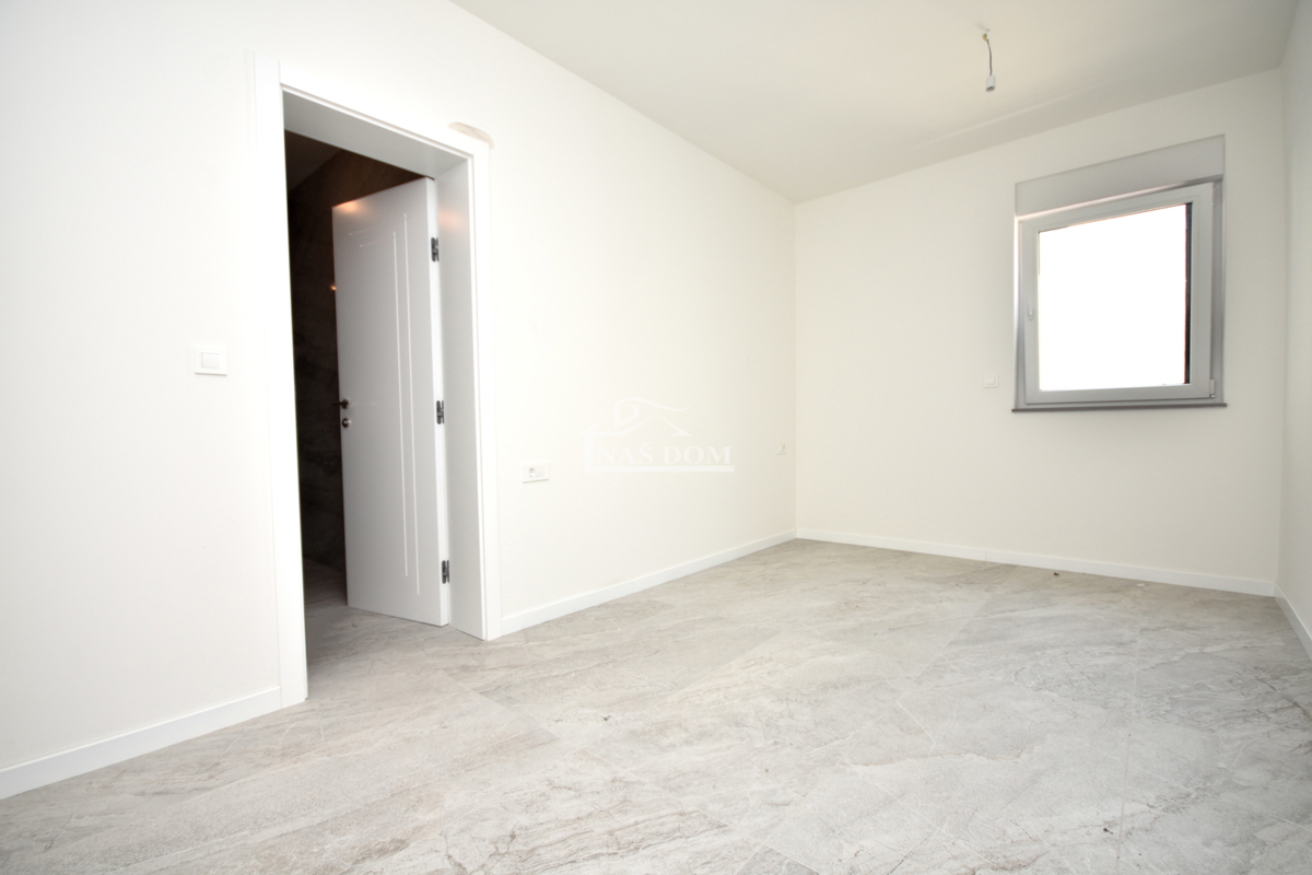 Luksuzno stanovanje S7, 50m od plaže