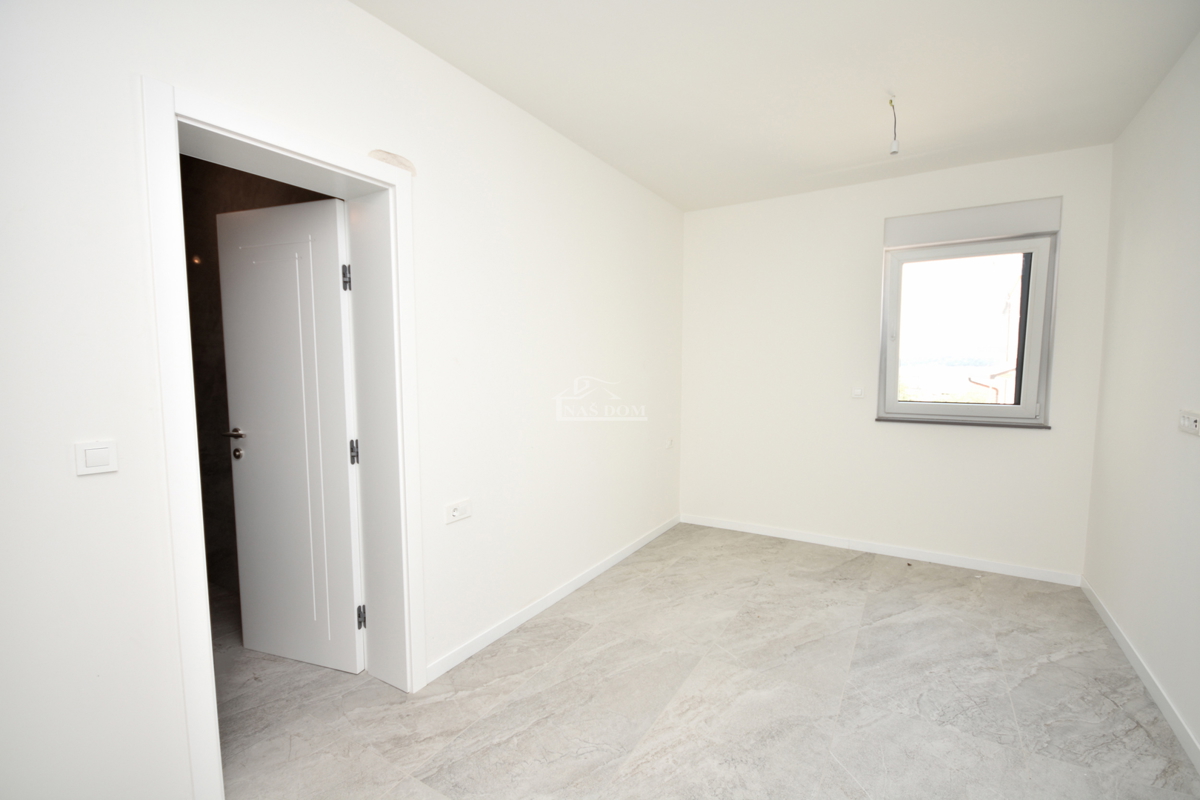 Luksuzno stanovanje S7, 50m od plaže