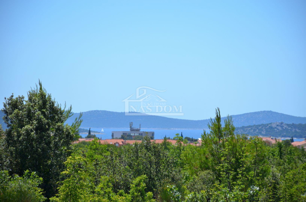 Vodice - Atraktivno kmetijsko zemljišče 2046m2