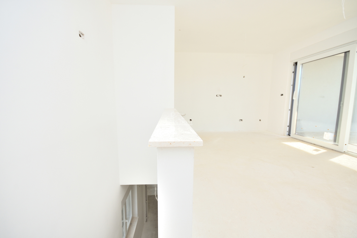 Vodice - NOVOGRADNJA - S3 dvonadstropno stanovanje z razgledom na morje