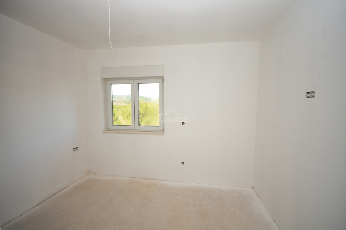 Vodice - NOVOGRADNJA - S3 dvoetažni stan s pogledom na morje