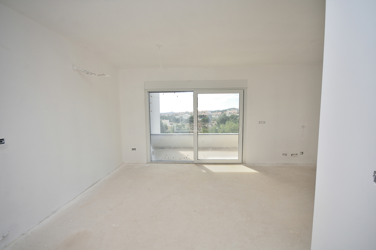 Vodice - NOVOGRADNJA - S3 dvonadstropno stanovanje z razgledom na morje