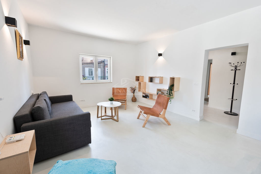 Vodice - 3 hiše z apartmaji in bazenom v Vodicah, blizu centra in plaže